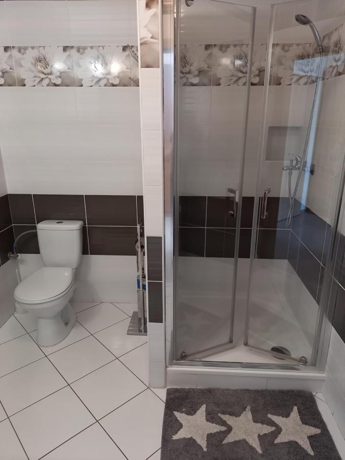 Hotel Vysehrad Turčianske Teplice エクステリア 写真
